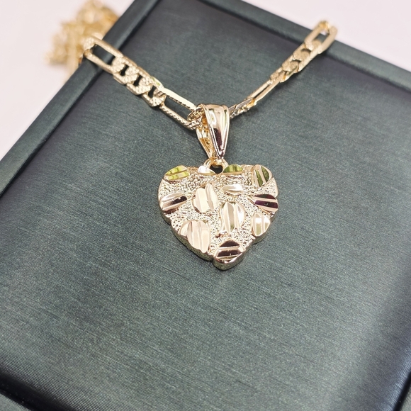 Yellow Gold Filled Nugget Heart Pendant- 18' Plated Diamond Cut Figaro - Picture 1 of 4